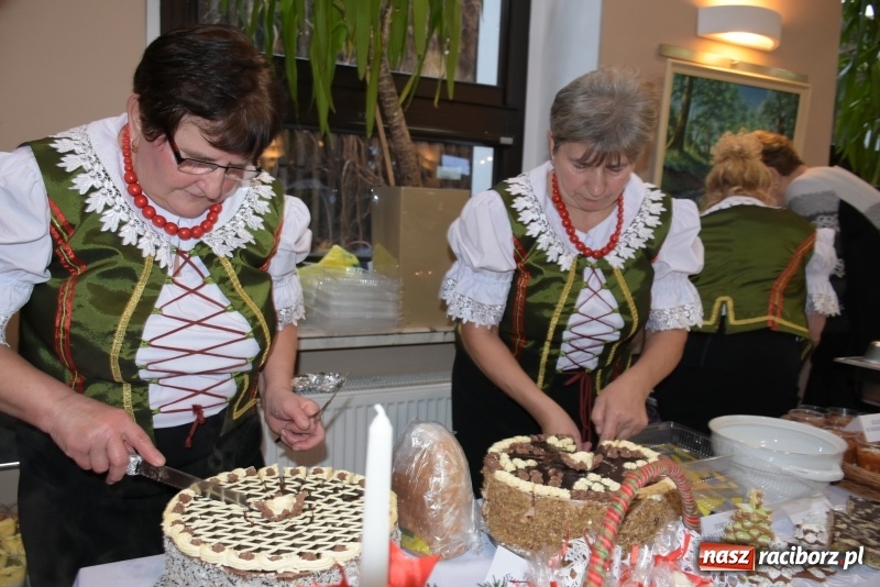Zdjęcie w galerii na portalu naszraciborz.pl: W Tworkowie zapachniało świętami wiadomości z regionu
