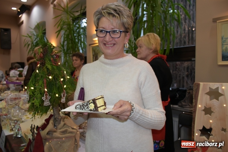 Zdjęcie w galerii na portalu naszraciborz.pl: W Tworkowie zapachniało świętami wiadomości z regionu