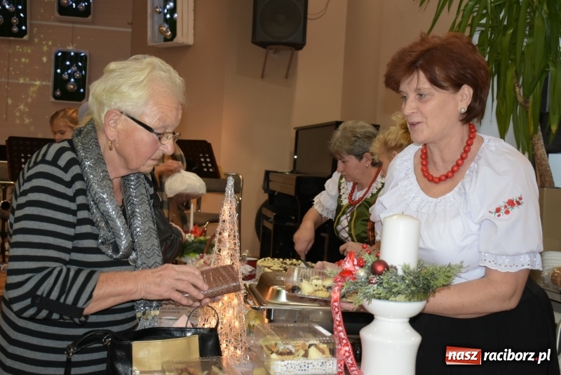 Zdjęcie w galerii na portalu naszraciborz.pl: W Tworkowie zapachniało świętami wiadomości z regionu