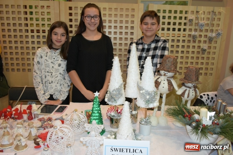 Zdjęcie w galerii na portalu naszraciborz.pl: W Tworkowie zapachniało świętami wiadomości z regionu