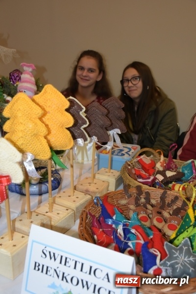 Zdjęcie w galerii na portalu naszraciborz.pl: W Tworkowie zapachniało świętami wiadomości z regionu