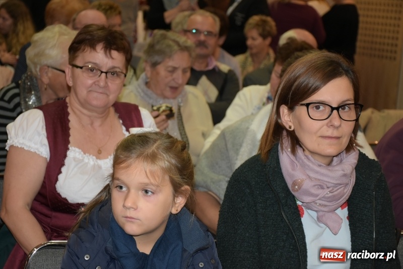 Zdjęcie w galerii na portalu naszraciborz.pl: W Tworkowie zapachniało świętami wiadomości z regionu