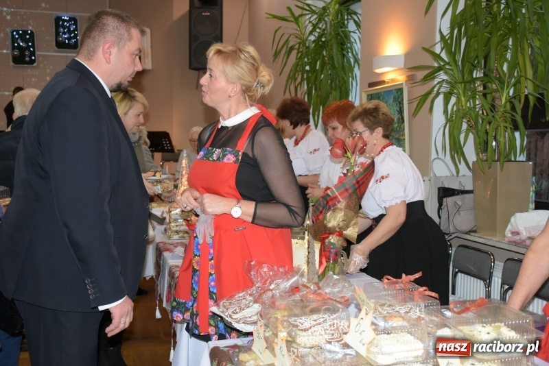 Zdjęcie w galerii na portalu naszraciborz.pl: W Tworkowie zapachniało świętami wiadomości z regionu