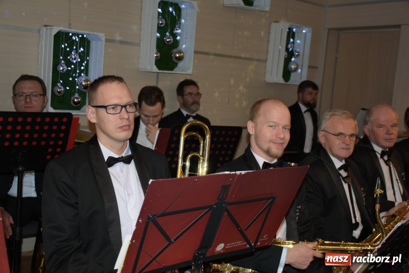 Zdjęcie w galerii na portalu naszraciborz.pl: W Tworkowie zapachniało świętami wiadomości z regionu