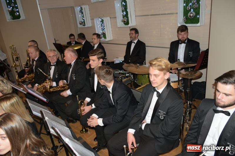 Zdjęcie w galerii na portalu naszraciborz.pl: W Tworkowie zapachniało świętami wiadomości z regionu