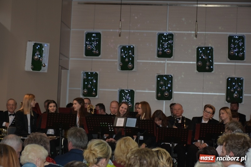 Zdjęcie w galerii na portalu naszraciborz.pl: W Tworkowie zapachniało świętami wiadomości z regionu