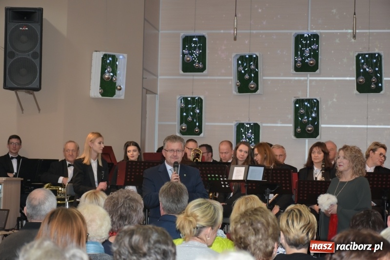 Zdjęcie w galerii na portalu naszraciborz.pl: W Tworkowie zapachniało świętami wiadomości z regionu