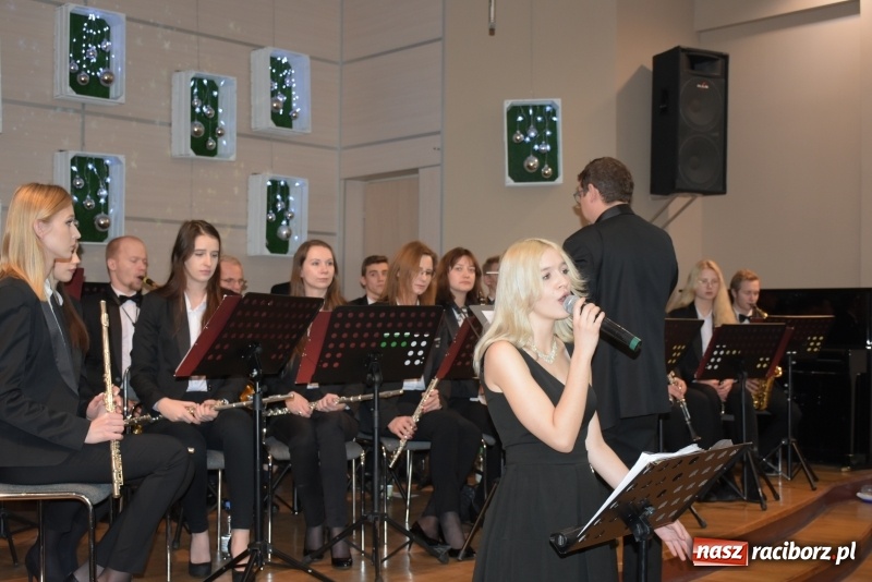 Zdjęcie w galerii na portalu naszraciborz.pl: W Tworkowie zapachniało świętami wiadomości z regionu