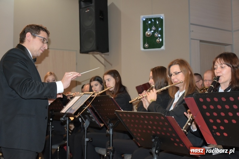 Zdjęcie w galerii na portalu naszraciborz.pl: W Tworkowie zapachniało świętami wiadomości z regionu