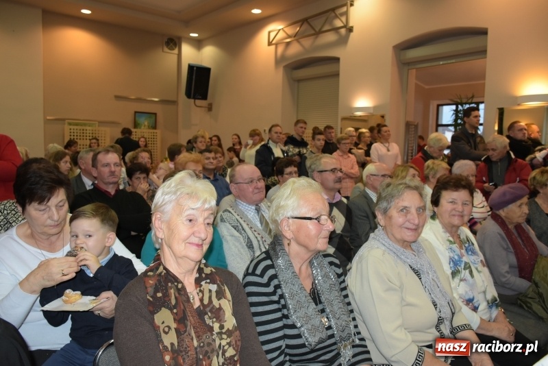 Zdjęcie w galerii na portalu naszraciborz.pl: W Tworkowie zapachniało świętami wiadomości z regionu