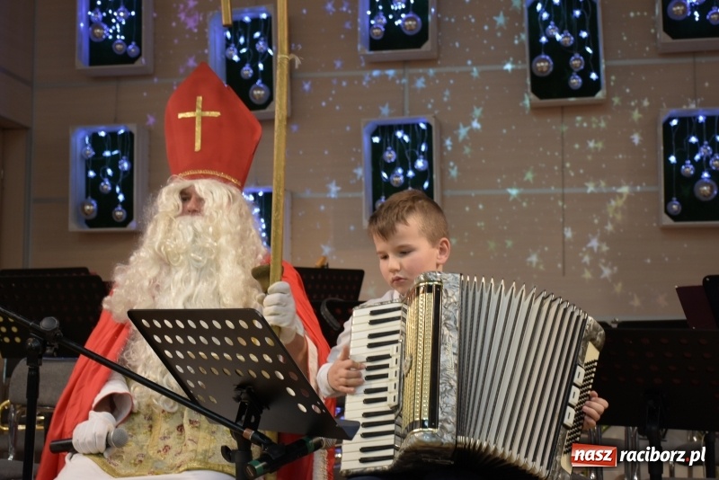 Zdjęcie w galerii na portalu naszraciborz.pl: W Tworkowie zapachniało świętami wiadomości z regionu