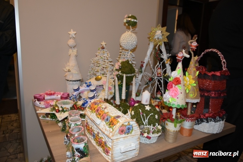 Zdjęcie w galerii na portalu naszraciborz.pl: W Tworkowie zapachniało świętami wiadomości z regionu