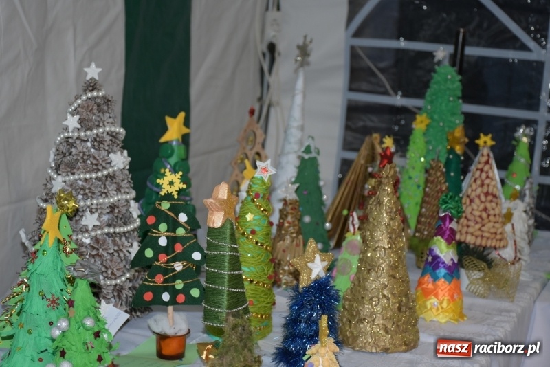 Zdjęcie w galerii na portalu naszraciborz.pl: W Tworkowie zapachniało świętami wiadomości z regionu
