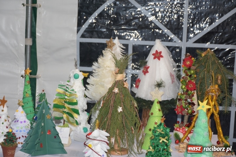 Zdjęcie w galerii na portalu naszraciborz.pl: W Tworkowie zapachniało świętami wiadomości z regionu