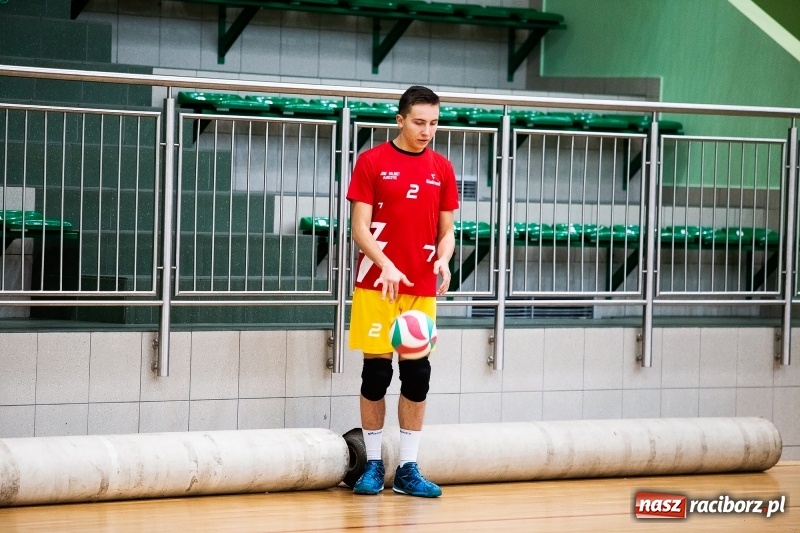 Zdjęcie w galerii na portalu naszraciborz.pl: Siódma kolejka JP Telebim RLPS za nami wiadomości z regionu