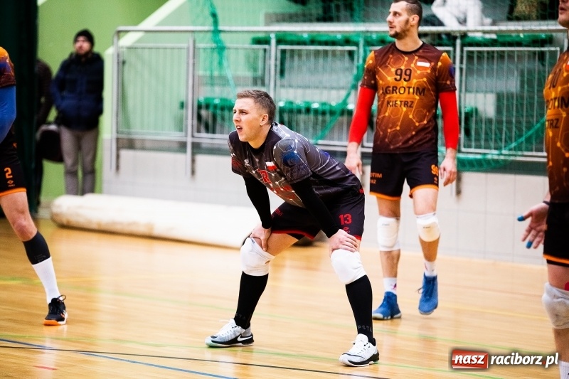 Zdjęcie w galerii na portalu naszraciborz.pl: Siódma kolejka JP Telebim RLPS za nami wiadomości z regionu