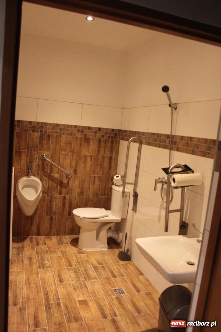 Zdjęcie w galerii na portalu naszraciborz.pl: W Wojnowicach otwarto nową salę wiejską wiadomości z regionu