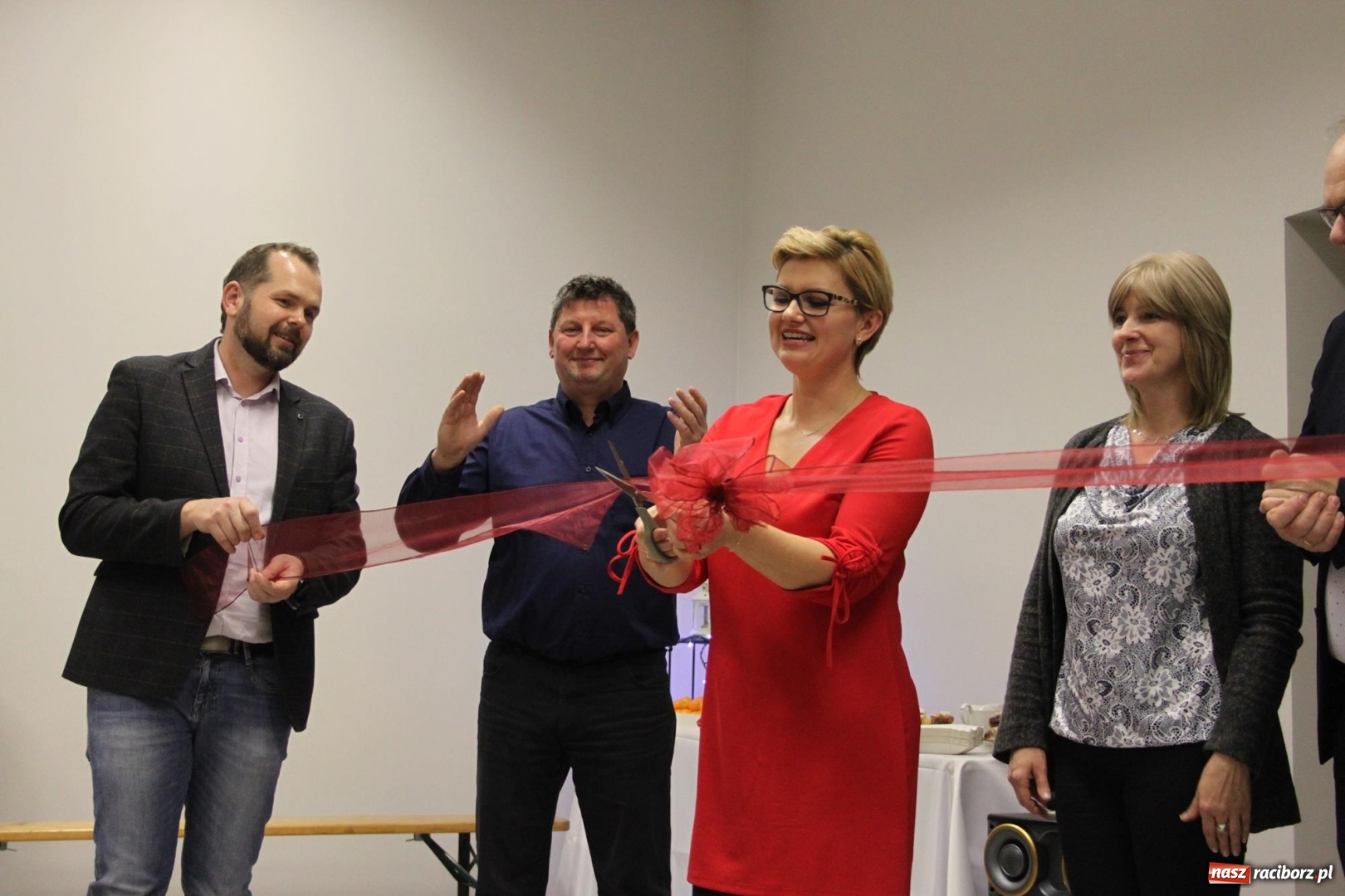 Zdjęcie w galerii na portalu naszraciborz.pl: W Wojnowicach otwarto nową salę wiejską wiadomości z regionu