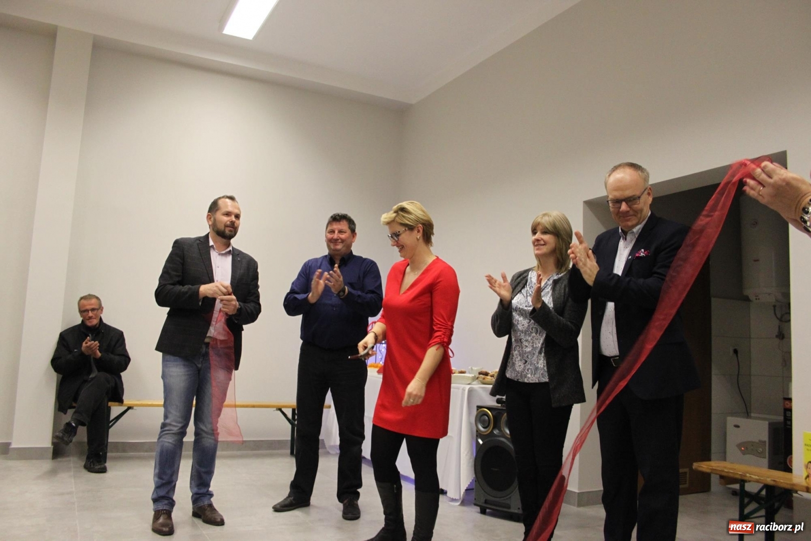 Zdjęcie w galerii na portalu naszraciborz.pl: W Wojnowicach otwarto nową salę wiejską wiadomości z regionu