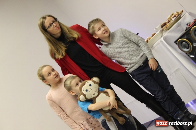 Zdjęcie w galerii na portalu naszraciborz.pl: W Wojnowicach otwarto nową salę wiejską wiadomości z regionu