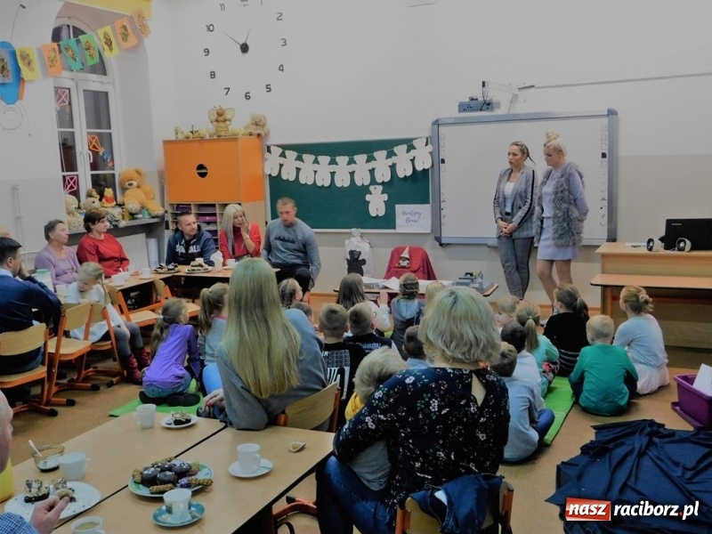 Zdjęcie w galerii na portalu naszraciborz.pl: Benio w podróży, czyli podsumowanie innowacji pedagogicznej w SP 4 wiadomości z regionu