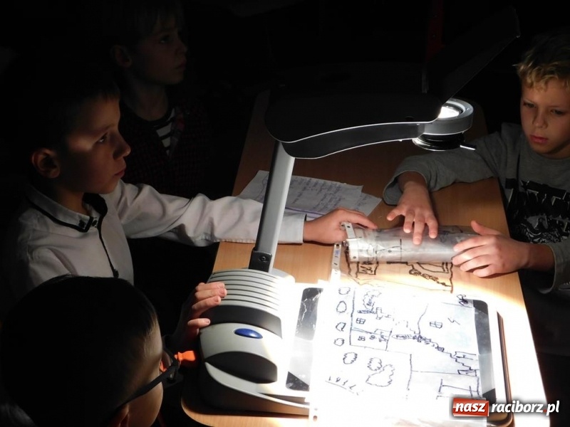 Zdjęcie w galerii na portalu naszraciborz.pl: Benio w podróży, czyli podsumowanie innowacji pedagogicznej w SP 4 wiadomości z regionu