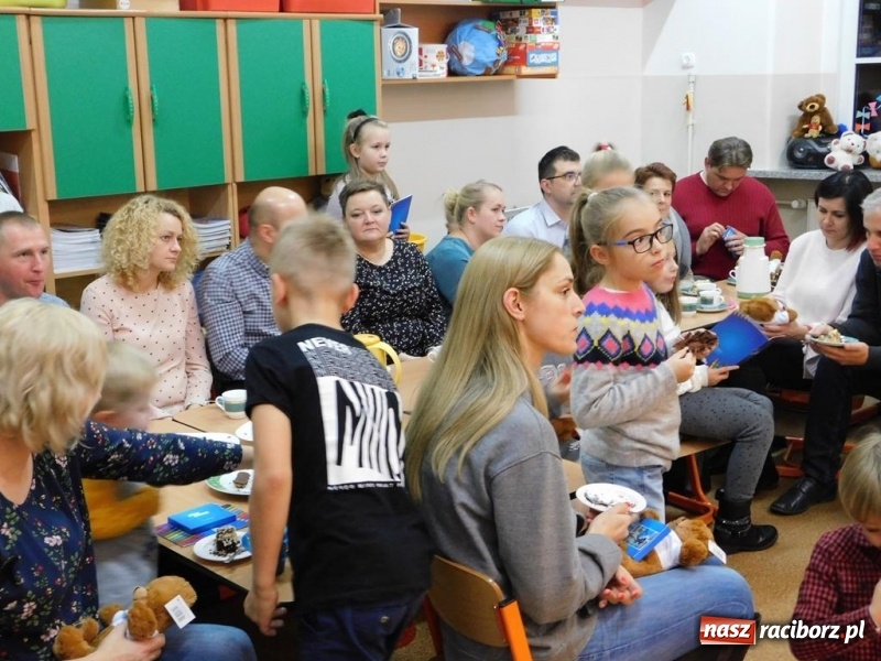 Zdjęcie w galerii na portalu naszraciborz.pl: Benio w podróży, czyli podsumowanie innowacji pedagogicznej w SP 4 wiadomości z regionu