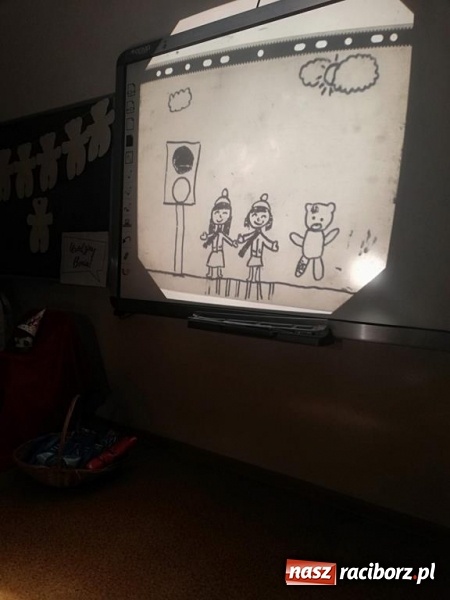 Zdjęcie w galerii na portalu naszraciborz.pl: Benio w podróży, czyli podsumowanie innowacji pedagogicznej w SP 4 wiadomości z regionu