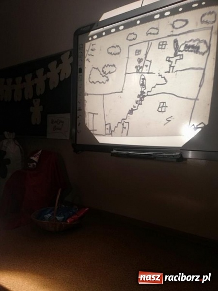 Zdjęcie w galerii na portalu naszraciborz.pl: Benio w podróży, czyli podsumowanie innowacji pedagogicznej w SP 4 wiadomości z regionu