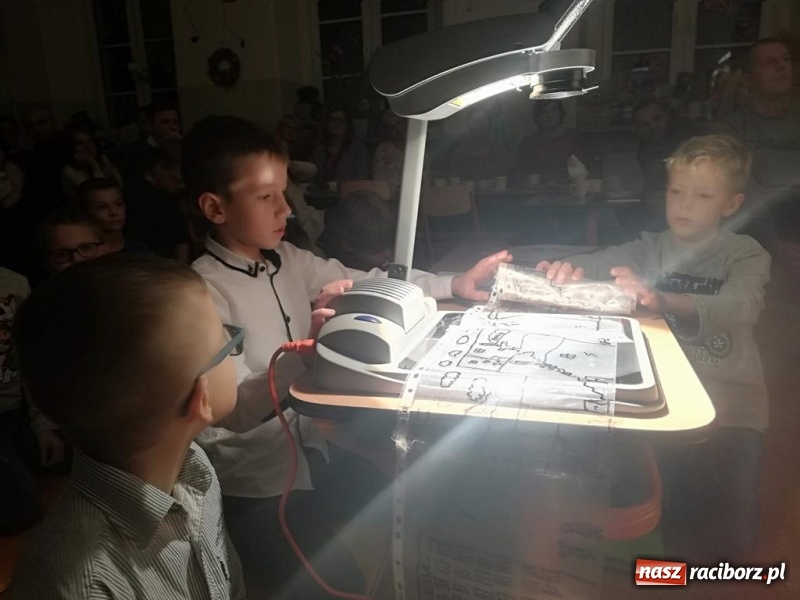 Zdjęcie w galerii na portalu naszraciborz.pl: Benio w podróży, czyli podsumowanie innowacji pedagogicznej w SP 4 wiadomości z regionu