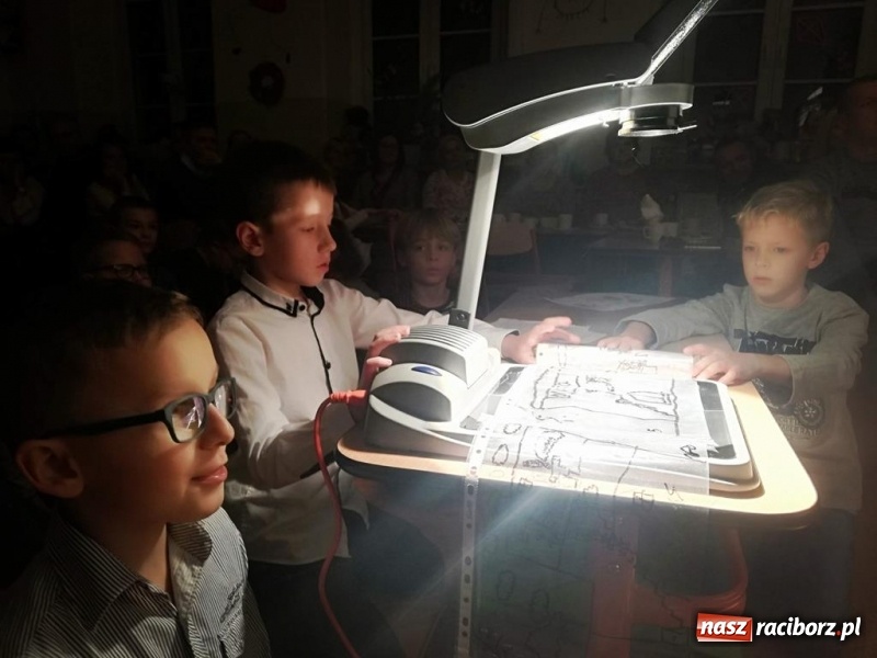 Zdjęcie w galerii na portalu naszraciborz.pl: Benio w podróży, czyli podsumowanie innowacji pedagogicznej w SP 4 wiadomości z regionu