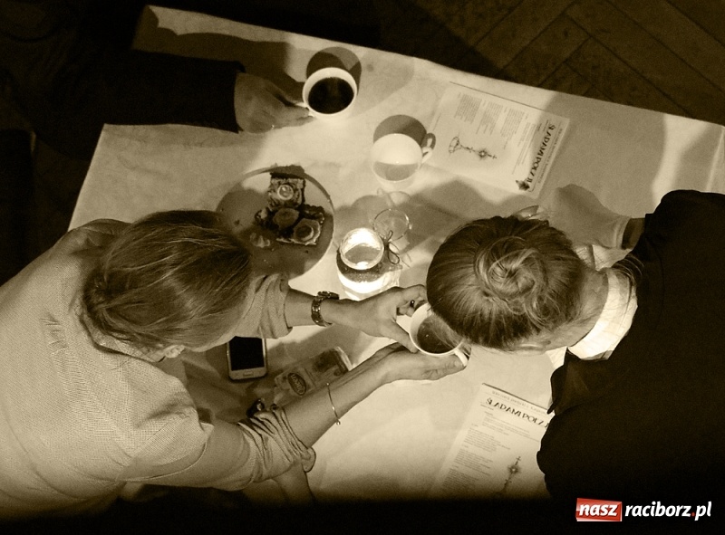 Zdjęcie w galerii na portalu naszraciborz.pl: Śladami poezji, czyli wieczorek poetycki u Kasprowicza wiadomości z regionu