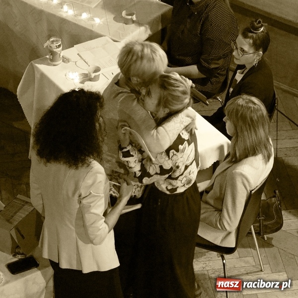 Zdjęcie w galerii na portalu naszraciborz.pl: Śladami poezji, czyli wieczorek poetycki u Kasprowicza wiadomości z regionu