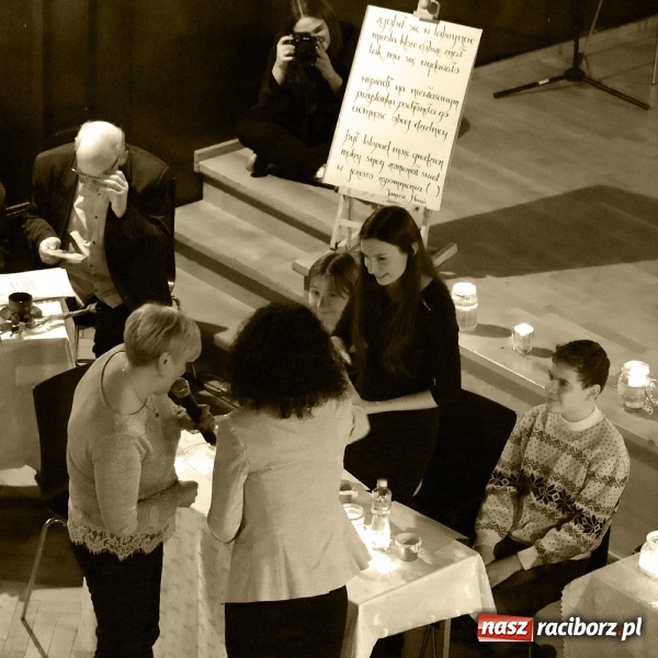 Zdjęcie w galerii na portalu naszraciborz.pl: Śladami poezji, czyli wieczorek poetycki u Kasprowicza wiadomości z regionu