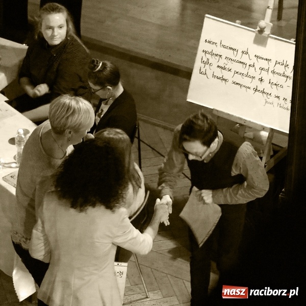 Zdjęcie w galerii na portalu naszraciborz.pl: Śladami poezji, czyli wieczorek poetycki u Kasprowicza wiadomości z regionu