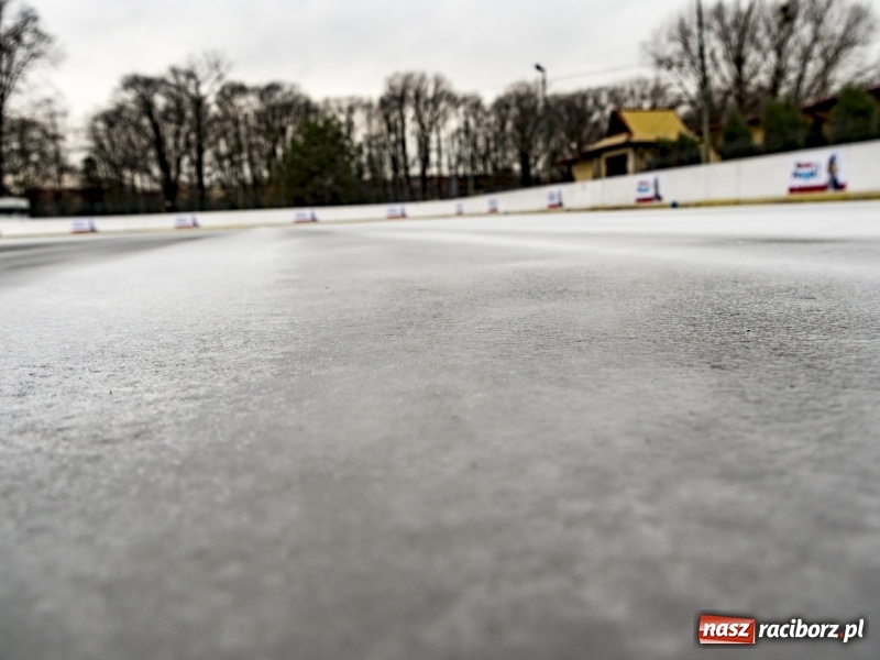Zdjęcie w galerii na portalu naszraciborz.pl: Mrożenie Piastora idzie jak po grudzie  wiadomości z regionu