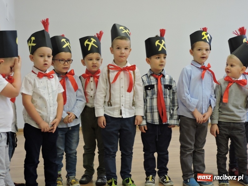 Zdjęcie w galerii na portalu naszraciborz.pl: W Brzeziu nad Odrą zabrzmiała górnicza orkiestra  wiadomości z regionu