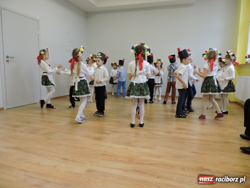 Zdjęcie w galerii na portalu naszraciborz.pl: W Brzeziu nad Odrą zabrzmiała górnicza orkiestra  wiadomości z regionu