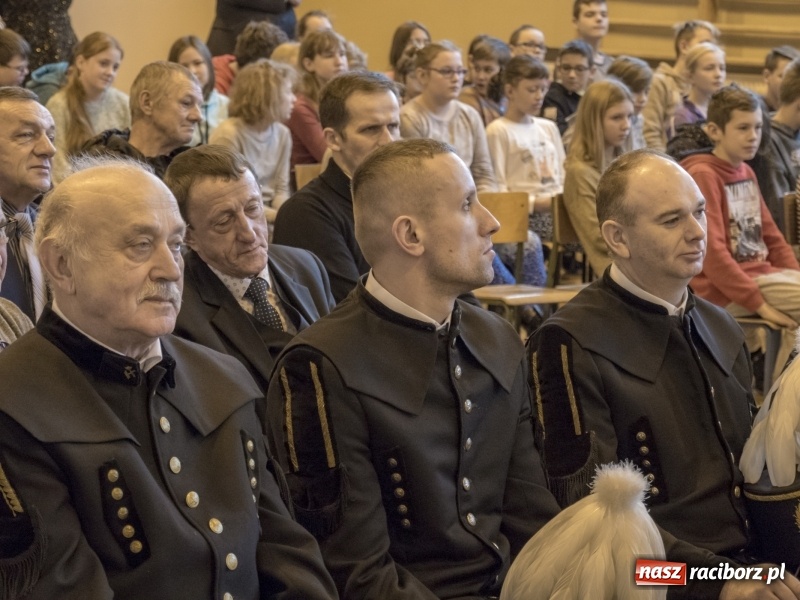 Zdjęcie w galerii na portalu naszraciborz.pl: Górnicy z Markowic świętowali z uczniami  wiadomości z regionu