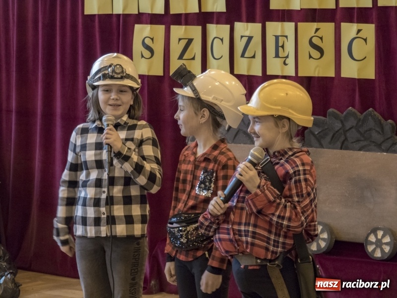 Zdjęcie w galerii na portalu naszraciborz.pl: Górnicy z Markowic świętowali z uczniami  wiadomości z regionu