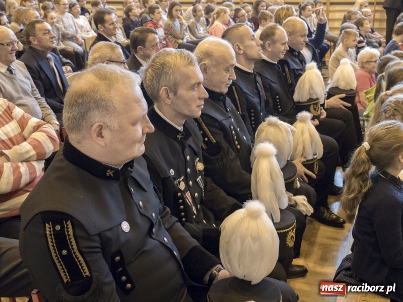 Zdjęcie w galerii na portalu naszraciborz.pl: Górnicy z Markowic świętowali z uczniami  wiadomości z regionu