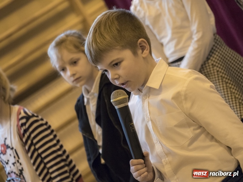 Zdjęcie w galerii na portalu naszraciborz.pl: Górnicy z Markowic świętowali z uczniami  wiadomości z regionu