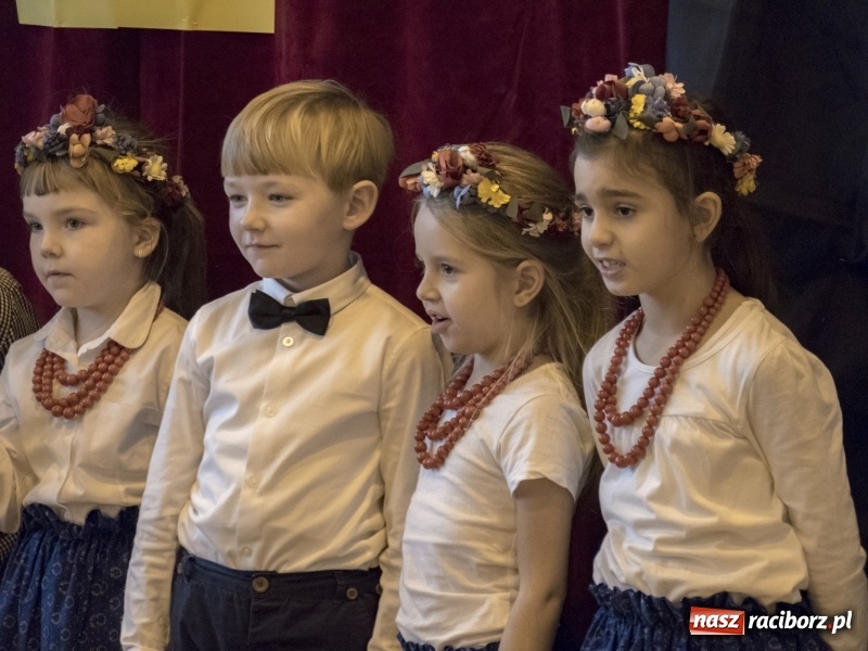 Zdjęcie w galerii na portalu naszraciborz.pl: Górnicy z Markowic świętowali z uczniami  wiadomości z regionu