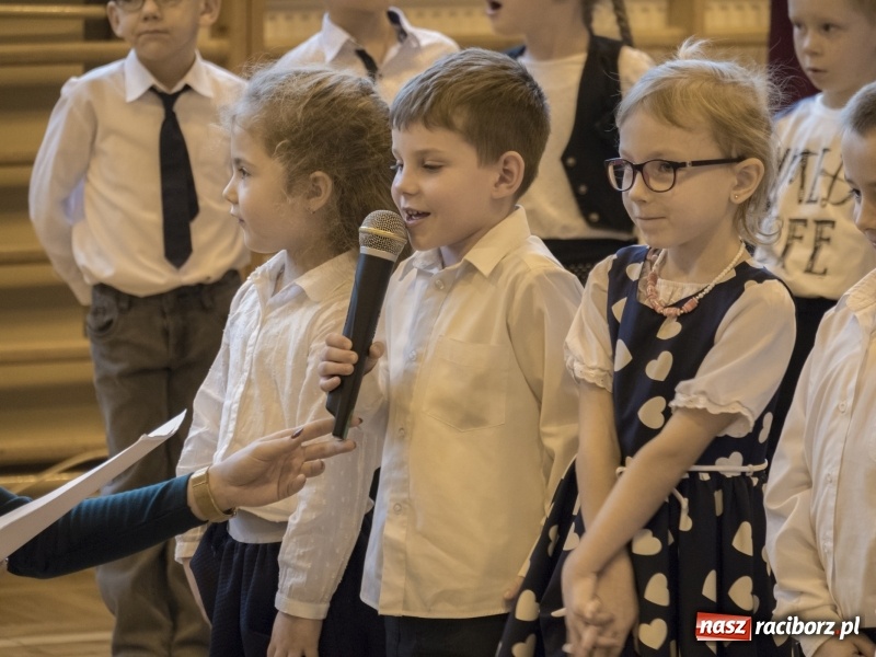 Zdjęcie w galerii na portalu naszraciborz.pl: Górnicy z Markowic świętowali z uczniami  wiadomości z regionu