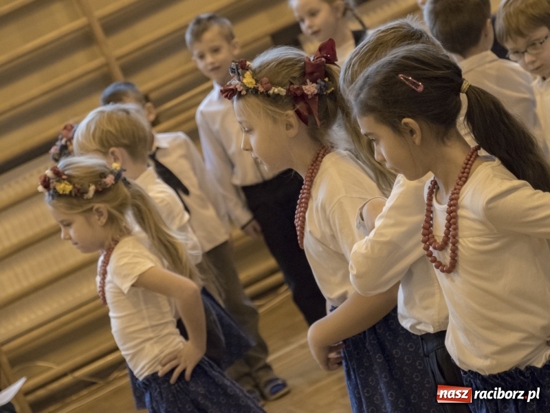 Zdjęcie w galerii na portalu naszraciborz.pl: Górnicy z Markowic świętowali z uczniami  wiadomości z regionu