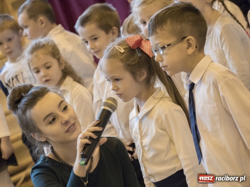 Zdjęcie w galerii na portalu naszraciborz.pl: Górnicy z Markowic świętowali z uczniami  wiadomości z regionu