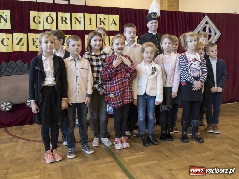 Zdjęcie w galerii na portalu naszraciborz.pl: Górnicy z Markowic świętowali z uczniami  wiadomości z regionu