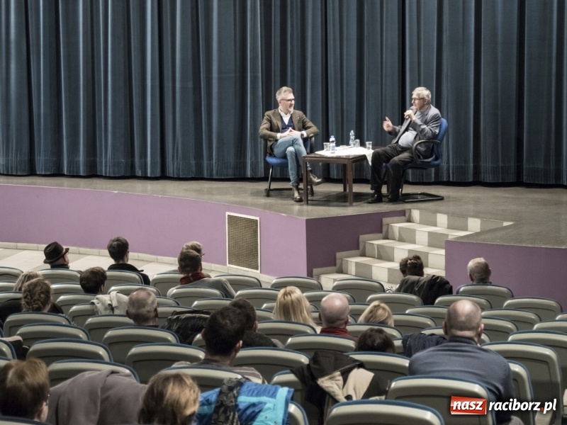 Zdjęcie w galerii na portalu naszraciborz.pl: Sól ziemi czarnej. Pokaz filmu i spotkanie z Olgierdem Łukaszewiczem w kinie Bałtyk wiadomości z regionu