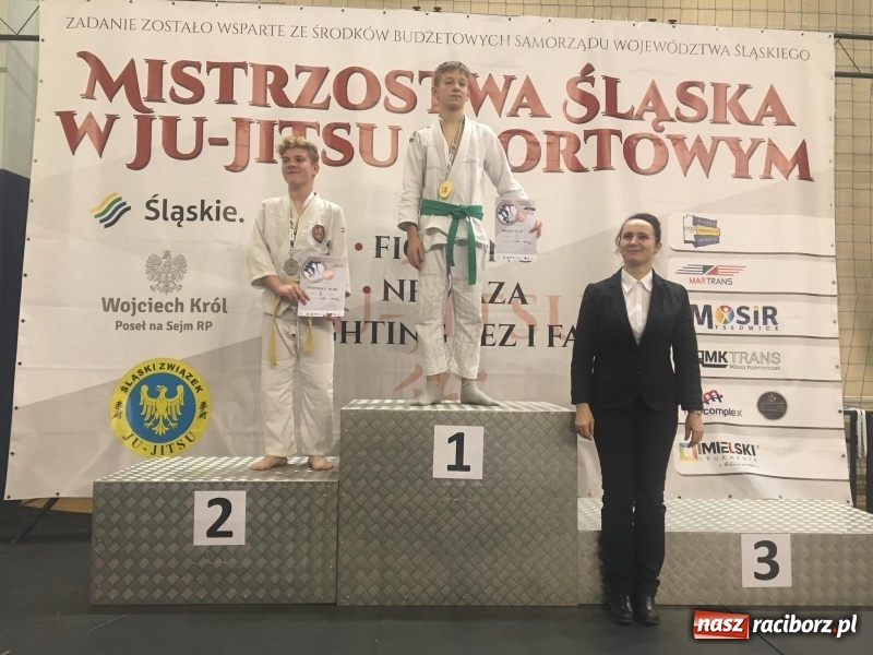 Zdjęcie w galerii na portalu naszraciborz.pl: Siedem złotych krążków Łamatorów  wiadomości z regionu