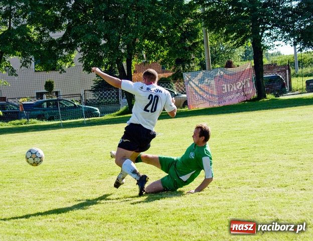 Zdjęcie w galerii na portalu naszraciborz.pl: B-klasa: błotna porażka Pietraszyna wiadomości z regionu